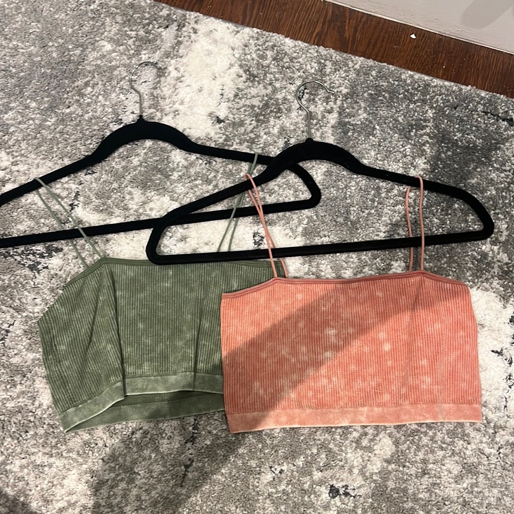 Aéropostale pink and green bundle shirts